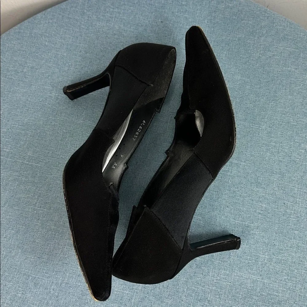 Stuart Weitzman Vintage Black Satin Upper Heels Size 9 AA